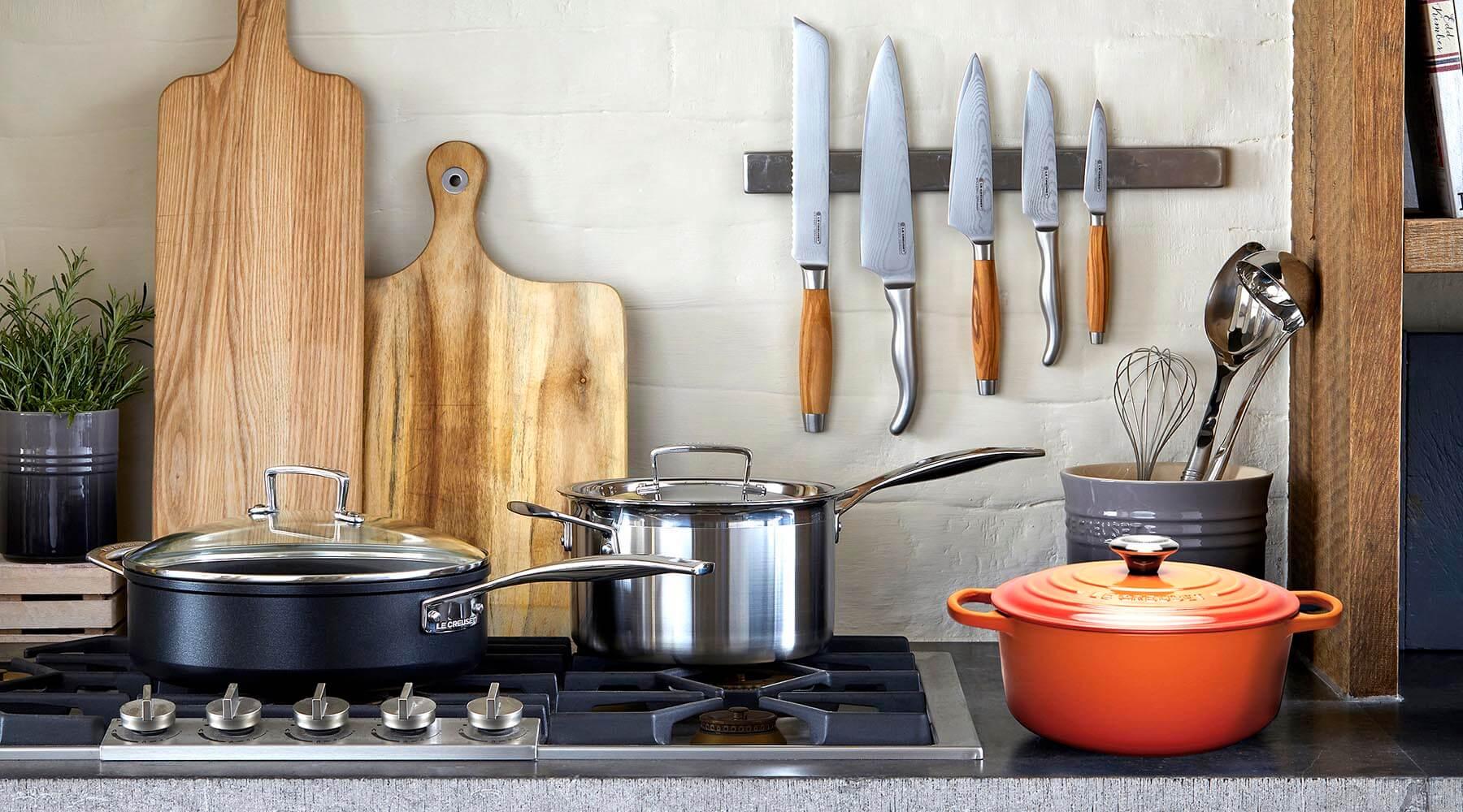 Le Creuset | Cast Iron, Stoneware, Cookware – Potters Cookshop