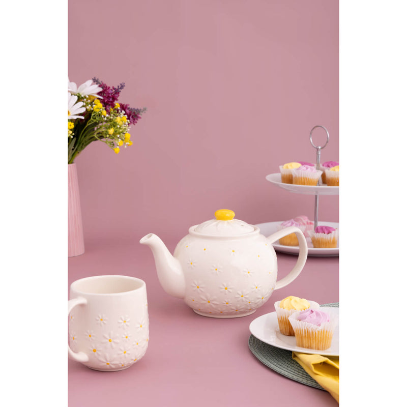 Price & Kensington Daisy 6 Cup Teapot