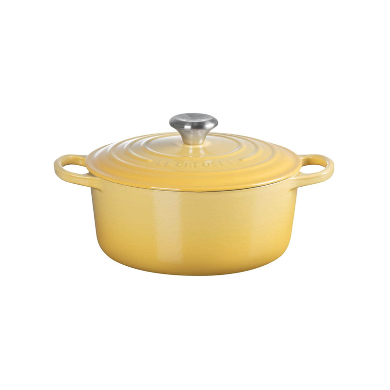 Le Creuset Signature 22cm Cast Iron Round Casserole - Camomille