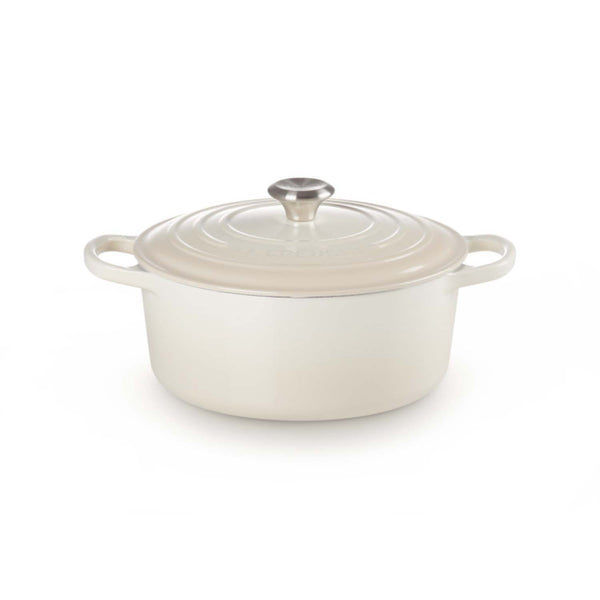 Le Creuset Signature Cast Iron 26cm Round Casserole - Meringue