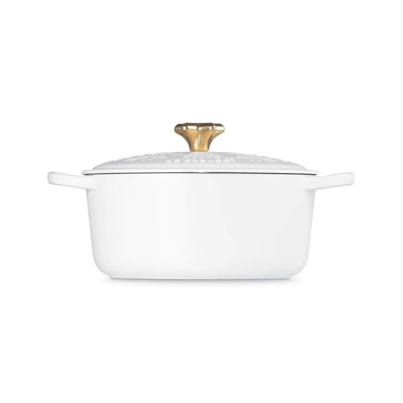 Le Creuset Signature 24cm Cast Iron Christmas Noel Casserole - Cotton