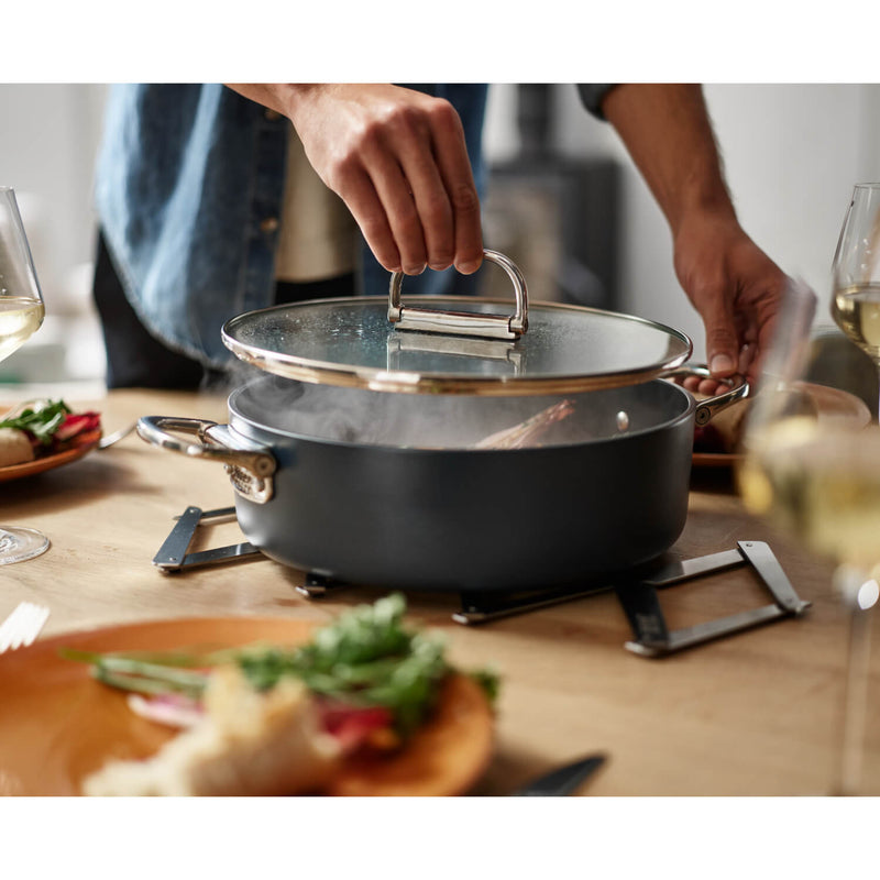 Joseph Joseph Space 28cm Non-Stick Folding Handle Shallow Casserole Pan - Midnight Blue