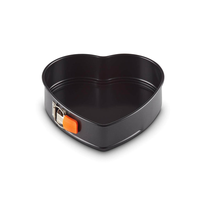 Le Creuset 25cm Heart Shape Non-Stick Springform Cake Tin