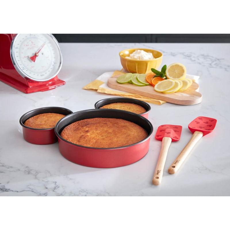 Prestige cake tins hotsell