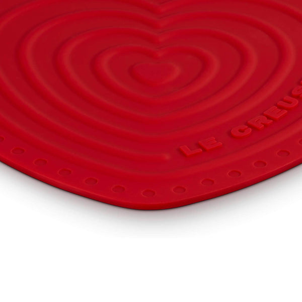 Le Creuset Silicone Heart Shaped Cool Tool - Cerise