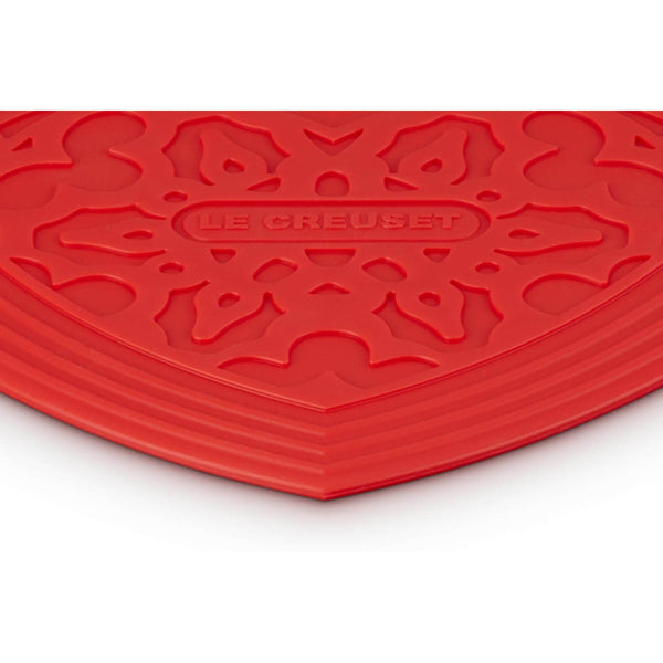 Le Creuset Silicone Heart Shaped Cool Tool - Cerise