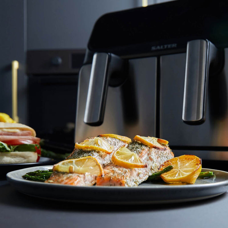 https://www.potterscookshop.co.uk/cdn/shop/files/EK5196-Salter-Dual-Double-Drawer-Air-Pro-7-6-Litre-Digital-Air-Fryer-Stainless-Steel-silver-Lifestyle-5_800x.jpg?v=1686221732