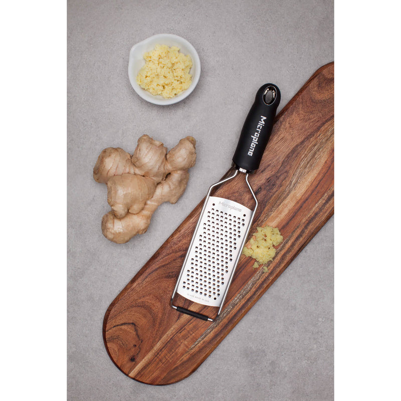 Microplane Gourmet Series Coarse Cheese Grater - Black