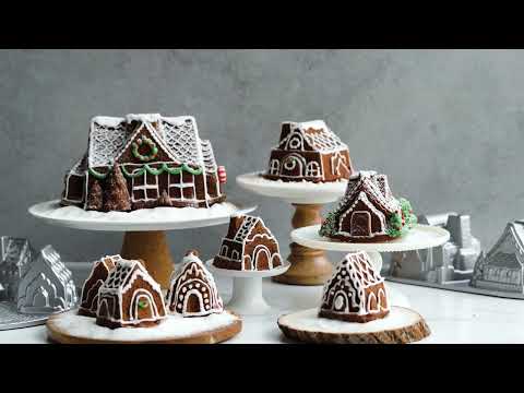 Nordic Ware Gingerbread House Duet Aluminium Pan