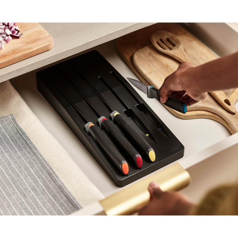 https://www.potterscookshop.co.uk/cdn/shop/products/10545-Joseph-Joseph-Elevate-Knife-Set-with-In-drawer-Storage-Tray-5-piece-Lifestyle_2_800x.jpg?v=1665140660