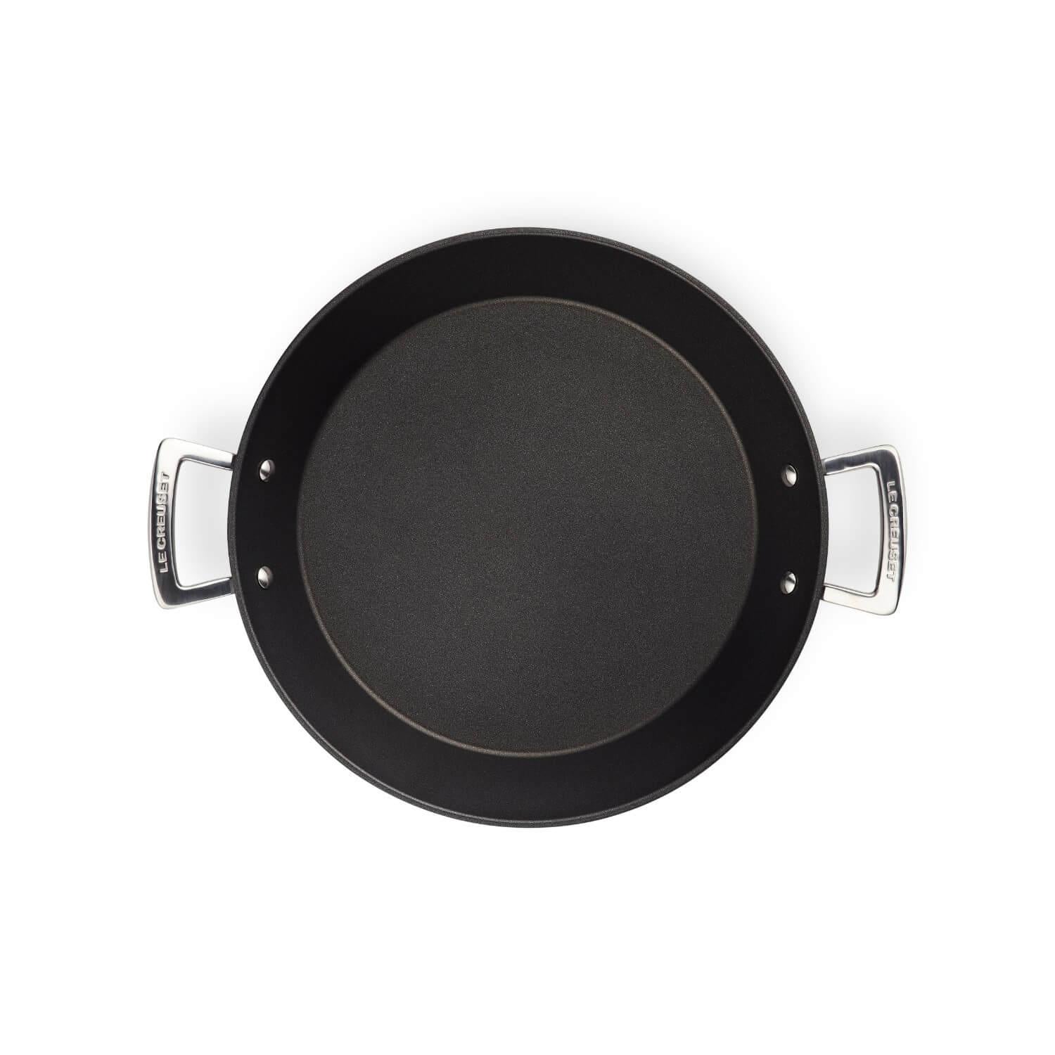 Le Creuset Toughened Non-Stick Bakeware Pizza Pan, Black